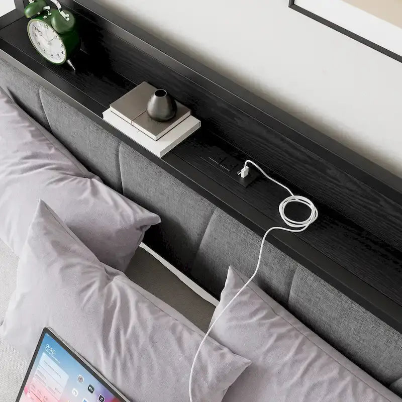 Lit plateforme Queen avec tête de lit de rangement et ports USB-5