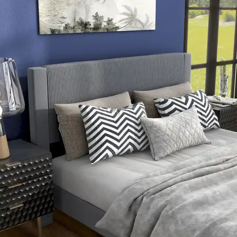 Lit plateforme moderne Alyssa de Furniture of America, recouvert de velours, avec tête de lit capitonnée et sommier à lattes en bois-21